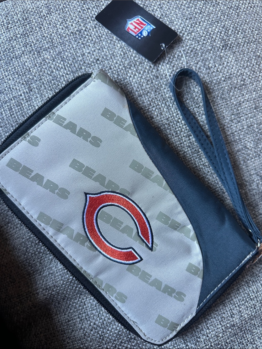NFL Chicago Bears Wristlet Pouch - Orange, Navy, Gray, White